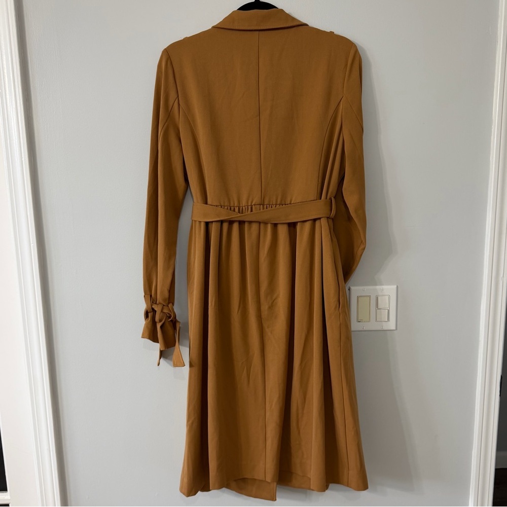 LC Lauren Conrad Camel Belted Trench Dress Pleated Tie Sleeve Pockets Size L - Picture 6 of 8